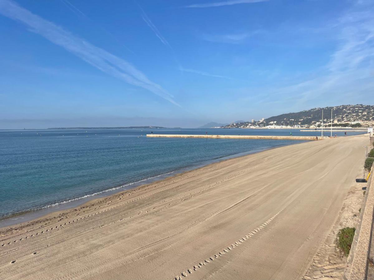Grand Studio 7 Minutes De La Plage Et Climatise Sur Juan Les Pins 昂蒂布 外观 照片
